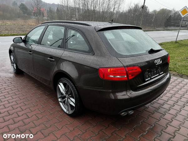 Audi A4 Avant 2.0 TDI DPF Ambiente - 8