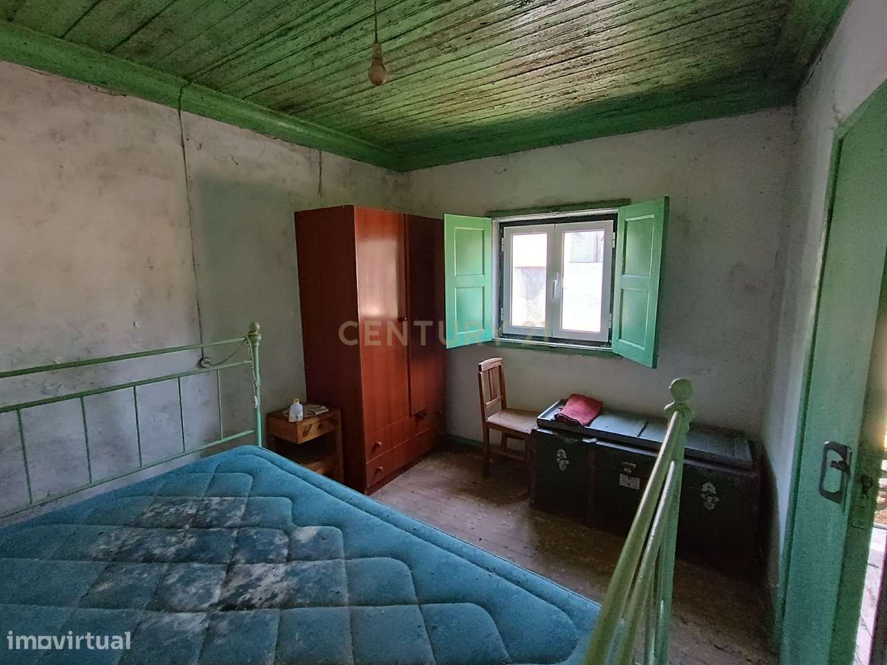 Moradia T2 para recuperar no centro da aldeia de Vale Centeio – Pombal - Grande imagem: 5/22