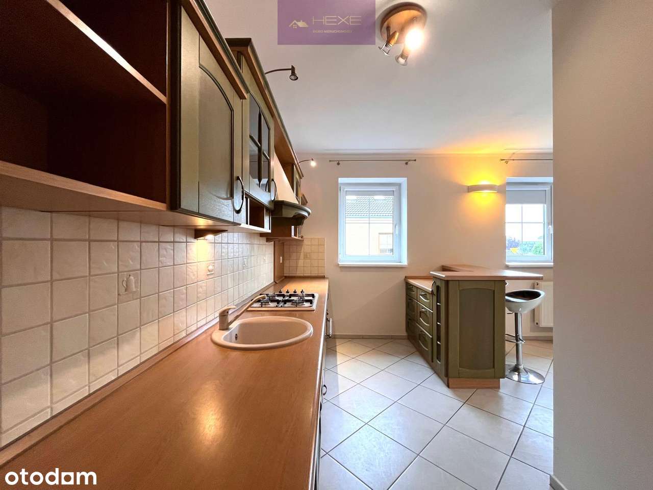 Unikalne mieszkanie z 2 balkonami - niski czynsz!-5