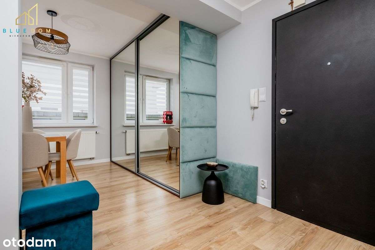 Duży taras. Dodatkowo miejsce postojowe.-5