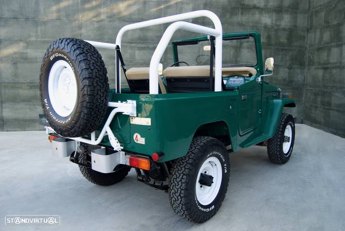 Toyota BJ 40 - 6