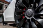Tesla Model Y Performance Dual Motor AWD - 13
