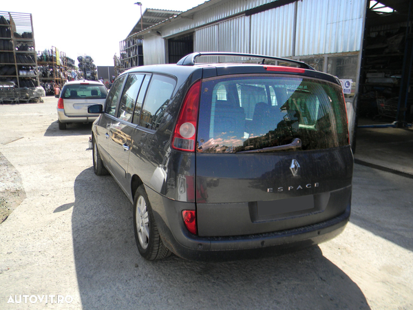 Dezmembrari  Renault ESPACE Mk 4  2002  > 0000 3.0 dCi (JK0J, JK0V) M - 33