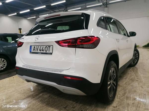 Mercedes-Benz GLA 200 d Style - 2