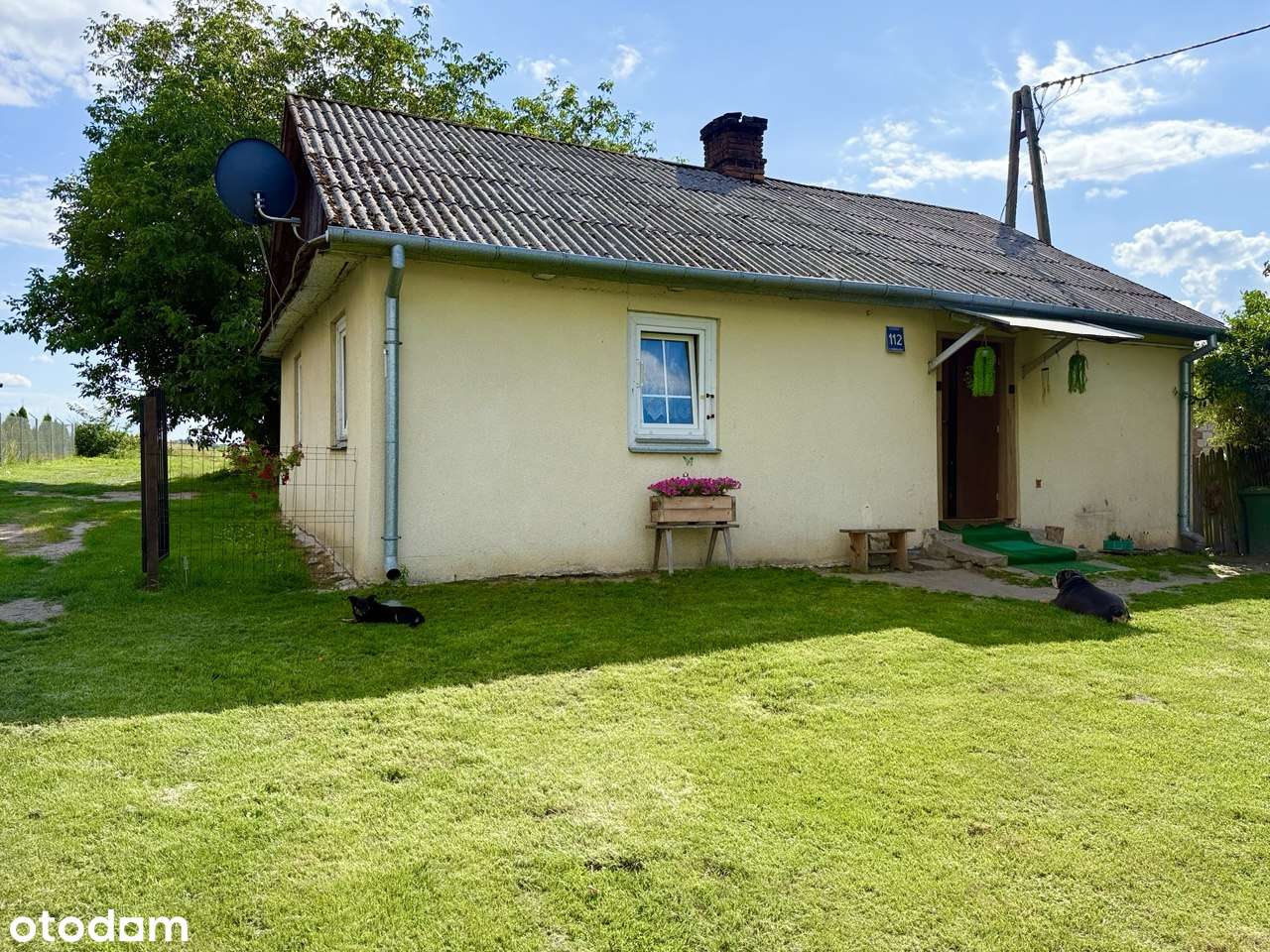 Dom z dwiema działkami – z bezpośrednim dojazdem z drogi asfaltowej!-11