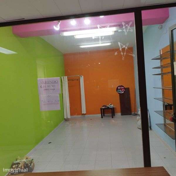 Alugo Loja no Centro Comercial Parque - Grande imagem: 4/4