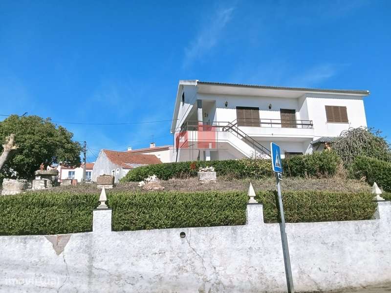 Moradia com terreno e vista desafogada a 5 minutos da vila da Malveira-36