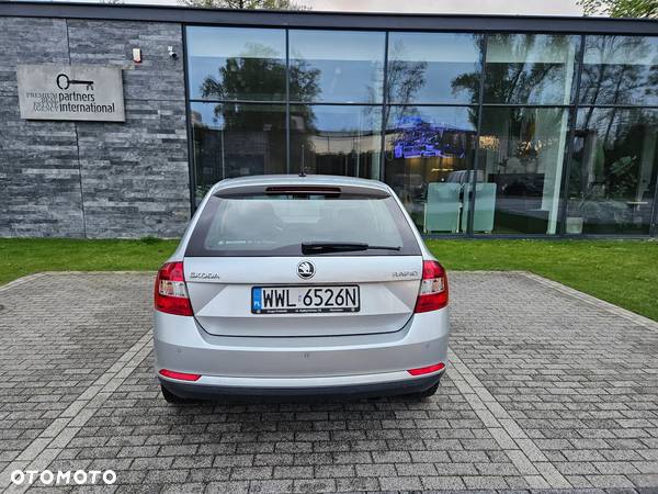 Skoda RAPID 1.2 TSI Ambition - 19