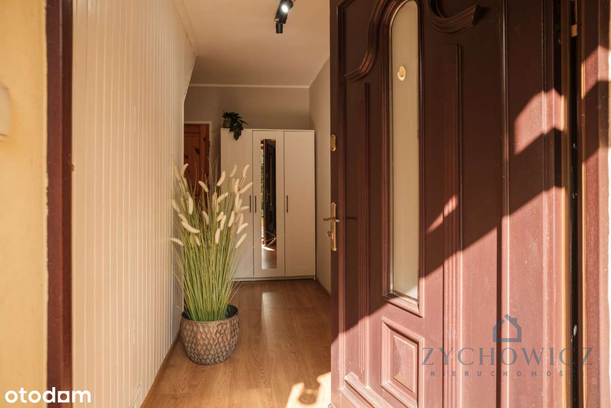 Dom w Wilkowie – przestrzeń, prywatność i natura-4