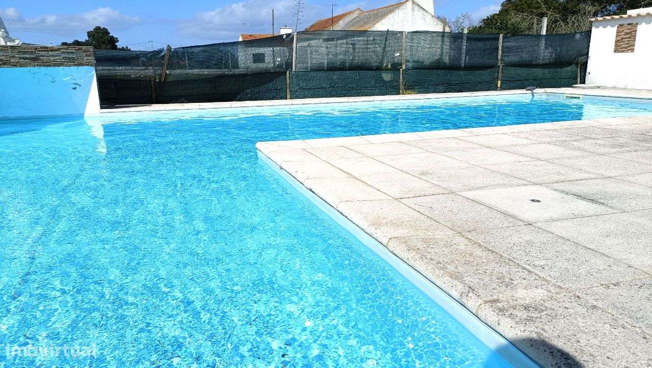 Moradia térrea isolada T4+1 | Piscina | Logradouro-37