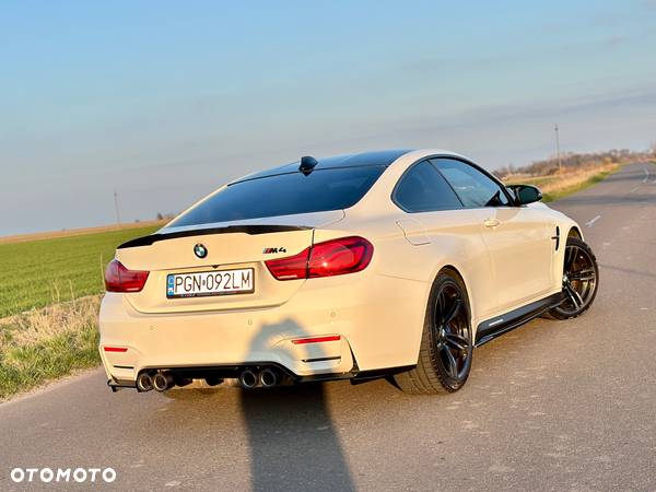 BMW M4 Coupe DKG - 7