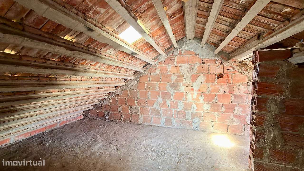 Moradia T2 para venda-40