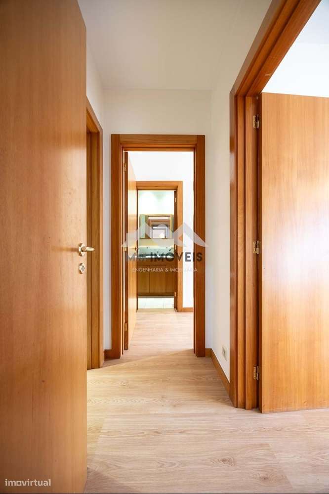 Apartamento T2 | Senhora da Hora | METRO | Garagem | Arrumo-7