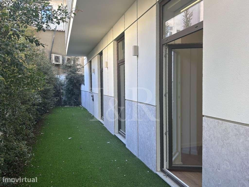 Apartamento T2 com jardim e estacionamento, Av. Almirante Reis, Lisboa - Grande imagem: 4/44