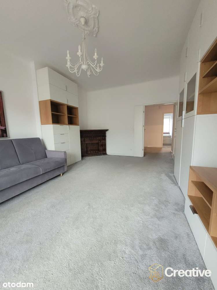 3pok z balkonem w kamienicy na Mokotowie-0