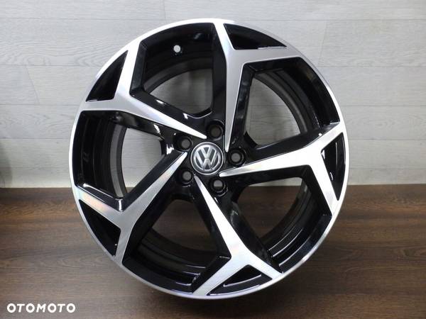 Felgi VW Polo R-line 2G0 7Jx17H2 Et51 4x100 - 5