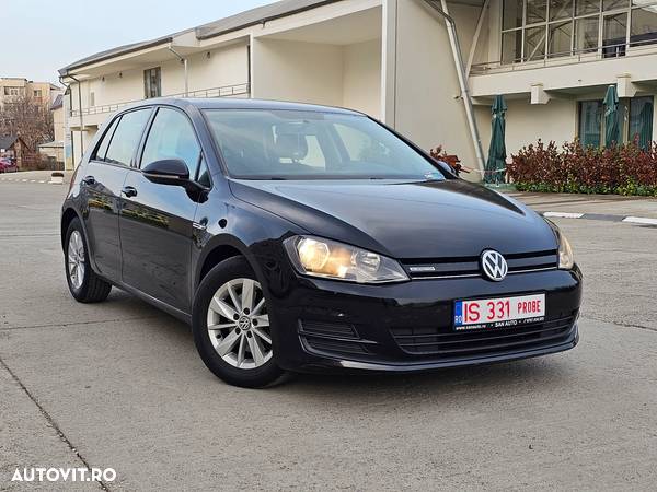 Volkswagen Golf - 2