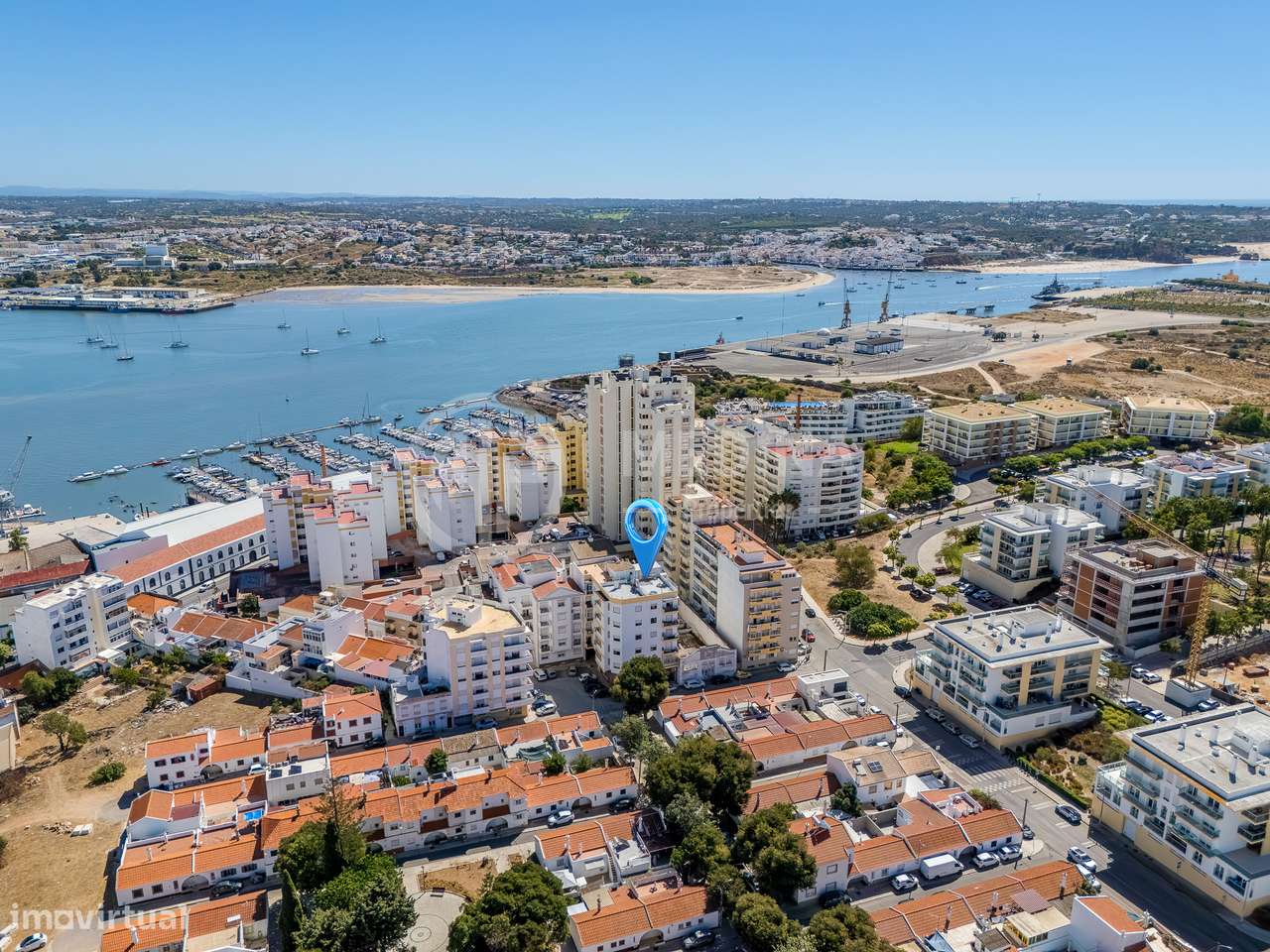 T3 com terraço Privativo em Portimão Vista Rio Arade - Com Garagem-3