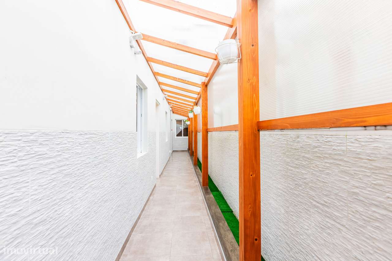 Moradia Geminada T5 - São Gonçalo - Grande imagem: 4/16