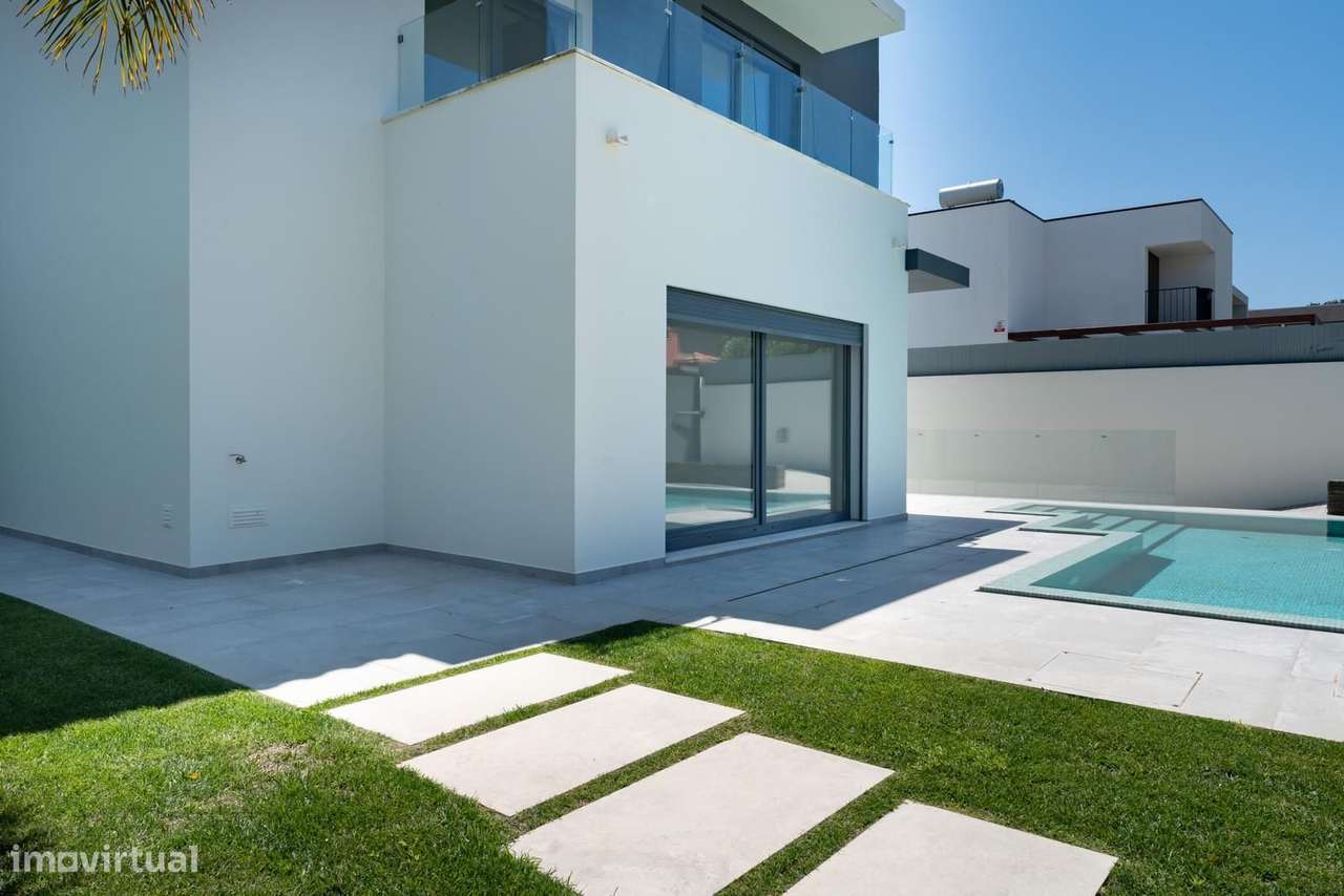 Moradia Isolada T5 com piscina, Birre, Cascais - Grande imagem: 2/58