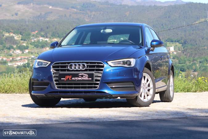 Audi A3 Sportback 1.6 TDI Advance Ultra - 1