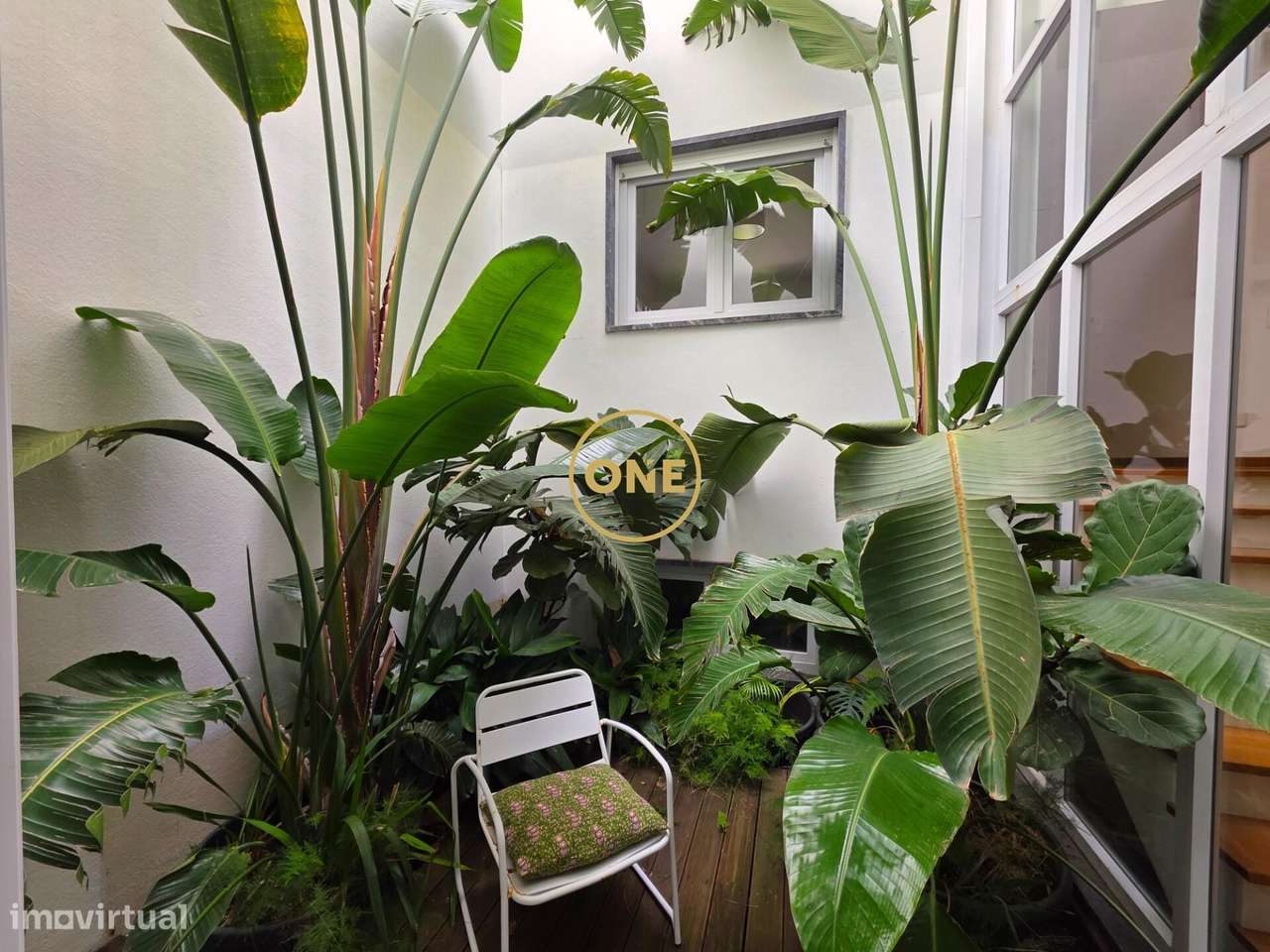 Moradia T4+2 , com garagem para 3 viaturas em condomínio - Grande imagem: 5/60