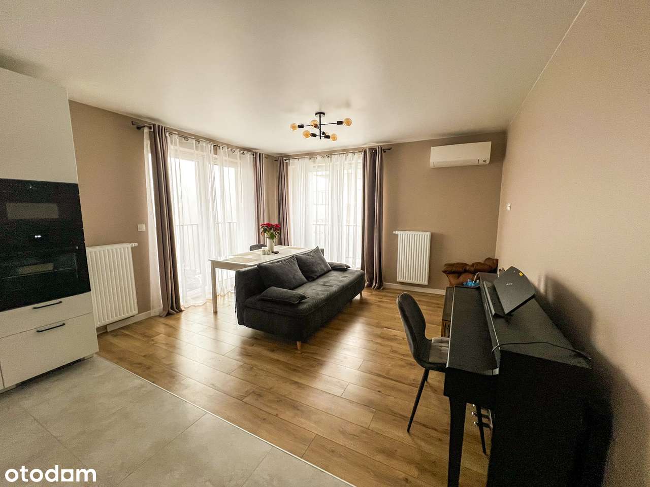 4-pokojowe | Czerwone Maki | 72,77 m² | 2 miejsca postojowe-2