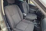 Dacia Duster 1.6 4x2 Laureate - 10