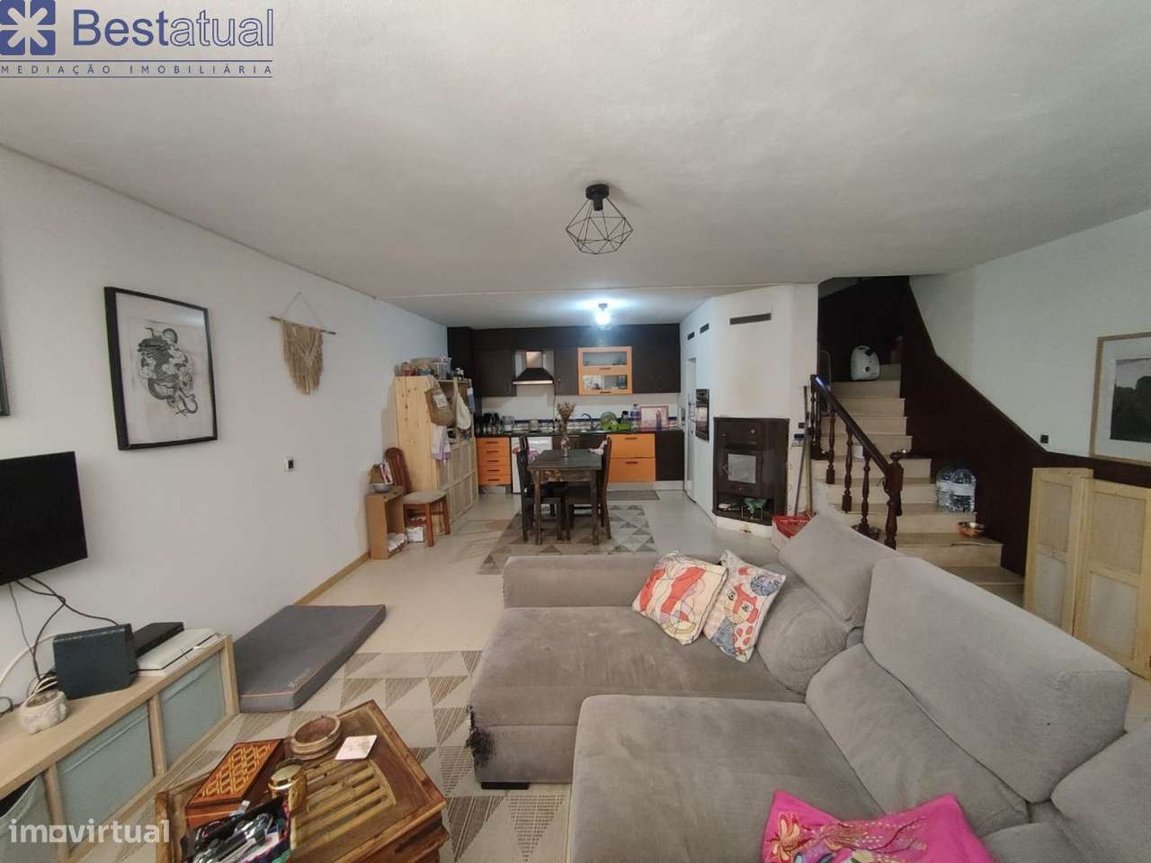 Moradia T4  C/Sótão + 1 Habitação T 3 - J/MC Donalds-41