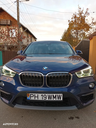 BMW X1 sDrive16d - 12