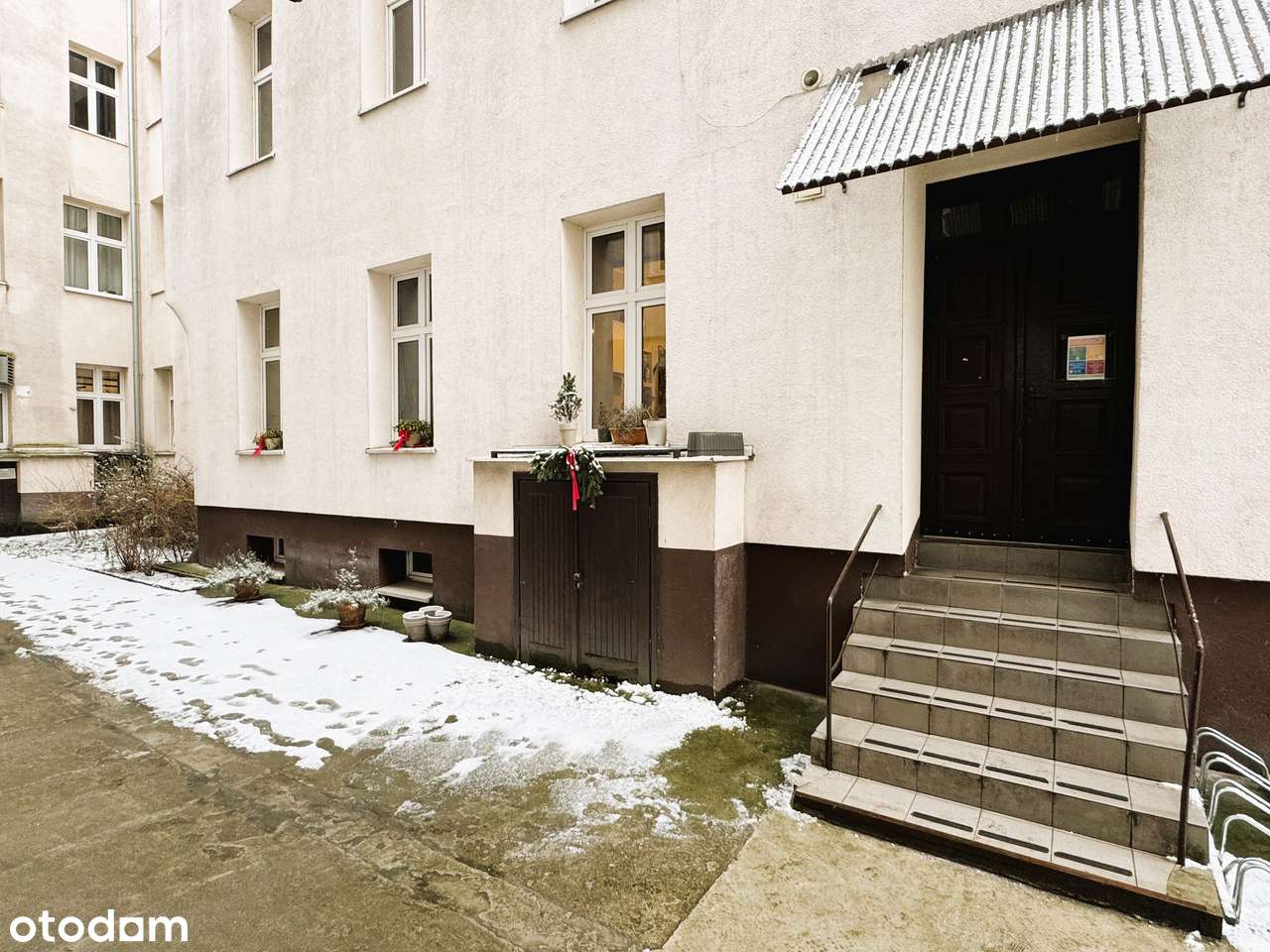 Poddasze -Nietuzinkowe mieszkanie 150 m od Starego Rynku, po remoncie!-1