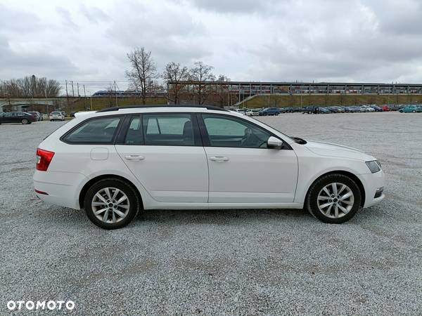 Skoda Octavia 1.6 TDI Ambition - 6