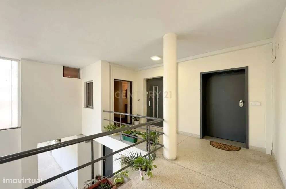 Apartamento T1 em Braga, Maximinos - Oportunidade Única! - Grande imagem: 5/12