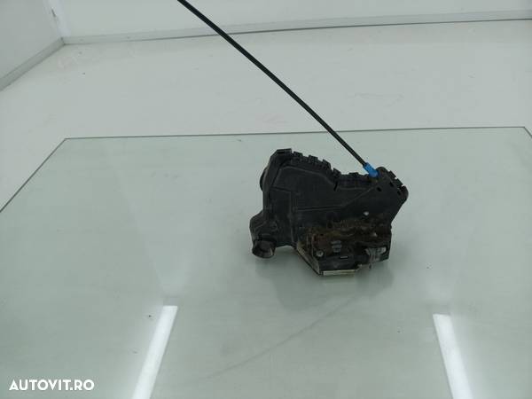 Broasca usa dreapta fata Toyota AURIS 1.6i / 1ZR-FAE 2007-2012 - 1