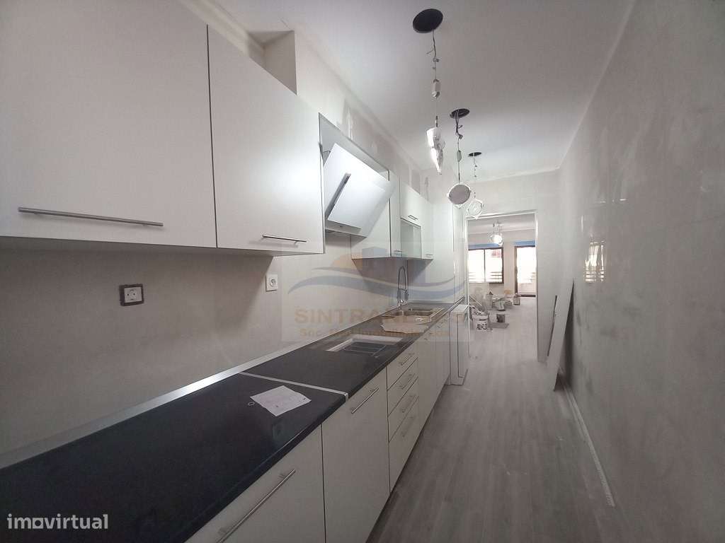 Fantástico T3 Dúplex, totalmente remodelado com Garagem a 300m da P...-33