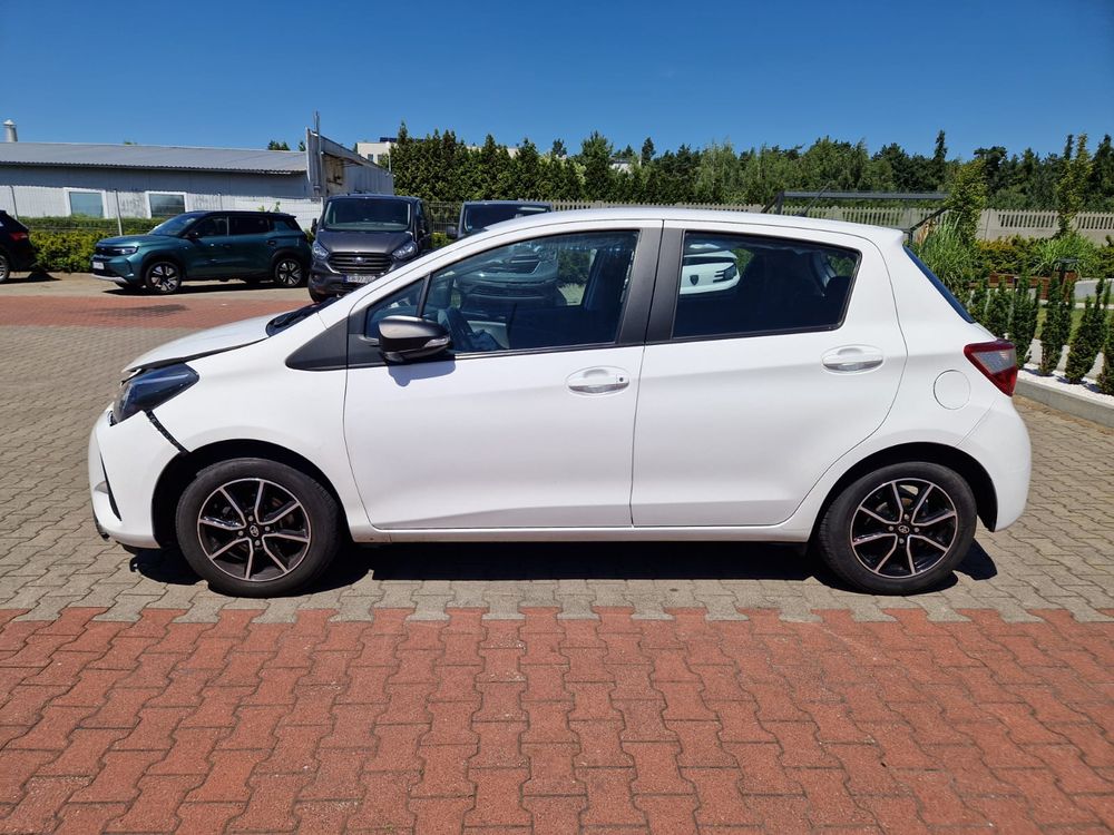 Toyota Yaris III (2011-2019) 1.0 Active EU6 2016