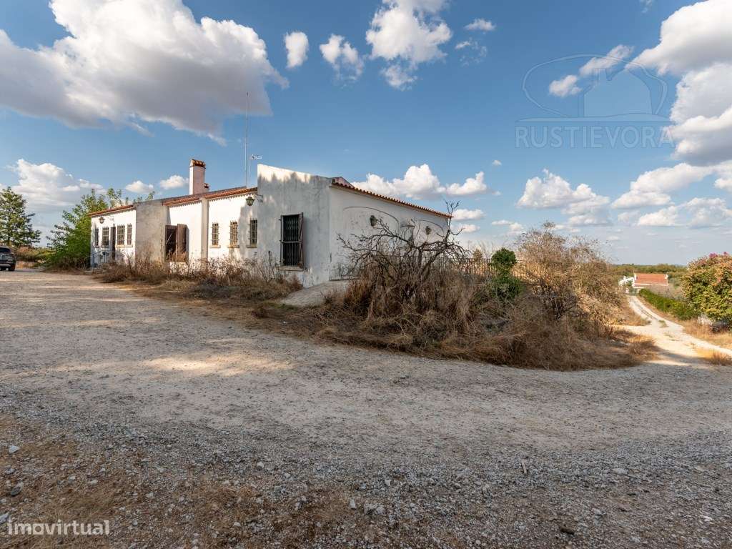 Quinta Rústica em Évora-45