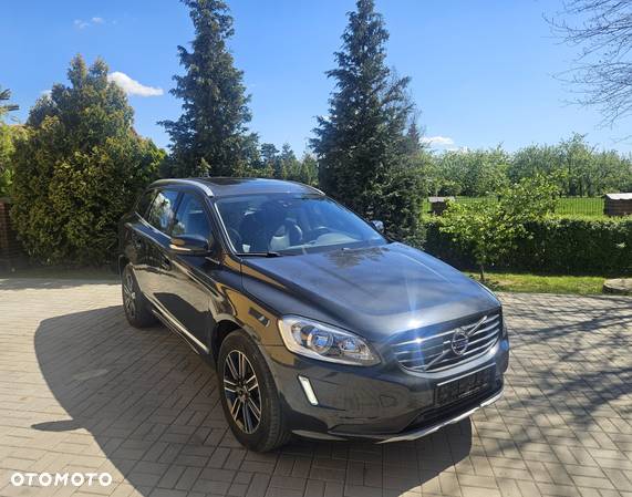 Volvo XC 60 T5 AWD Drive-E Summum - 4