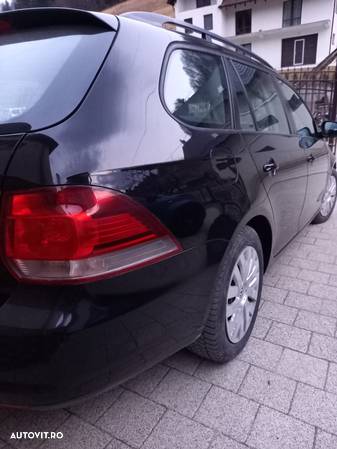 Volkswagen Golf 1.6 TDI BlueMotion Technology DPF Comfortline - 4