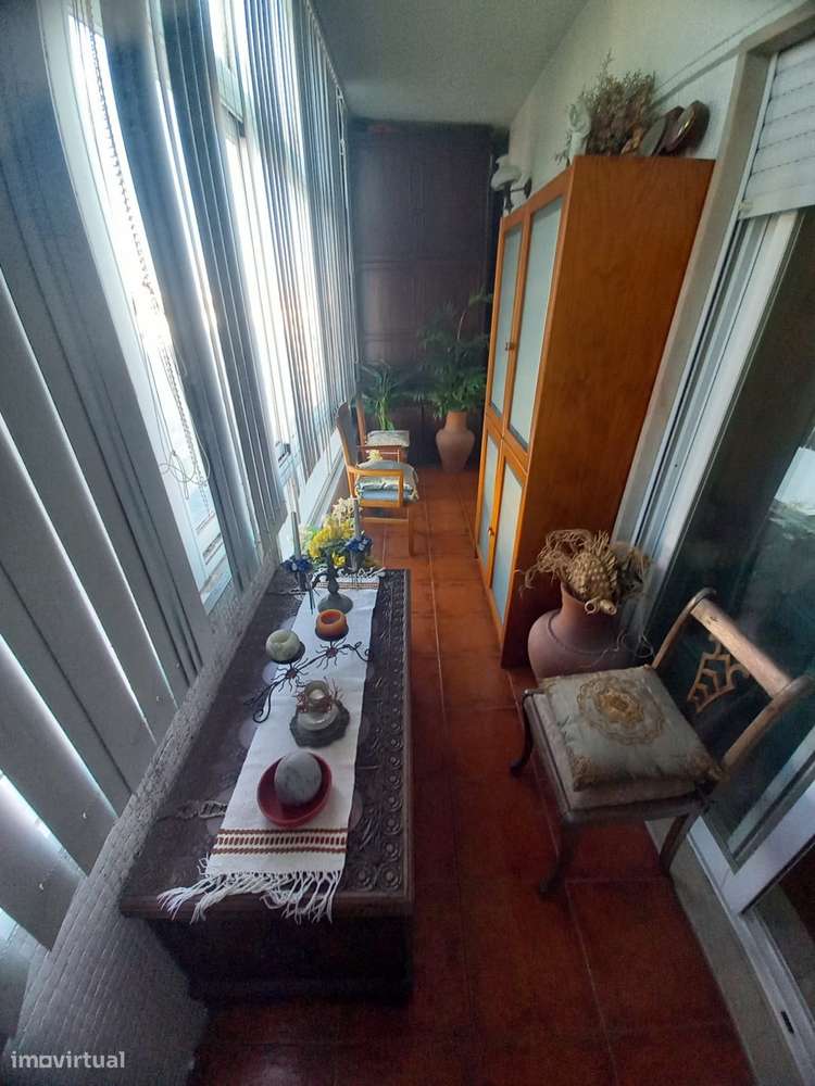 T3+1 | 110m2 | Av. 25 de Abril, Cacilhas | Com vista de Rio-17