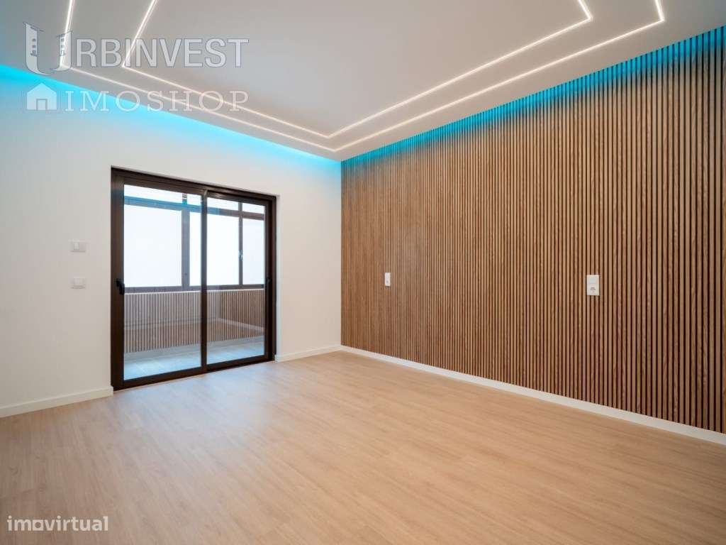 Apartamento T3 a 20 metros da praia e com uma maravilhosa vista mar... - Grande imagem: 5/41