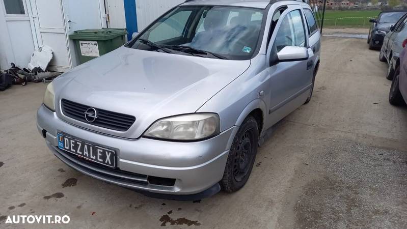 Dezmembrari Opel Astra G 1.7 DTi caravan 2001 - 3