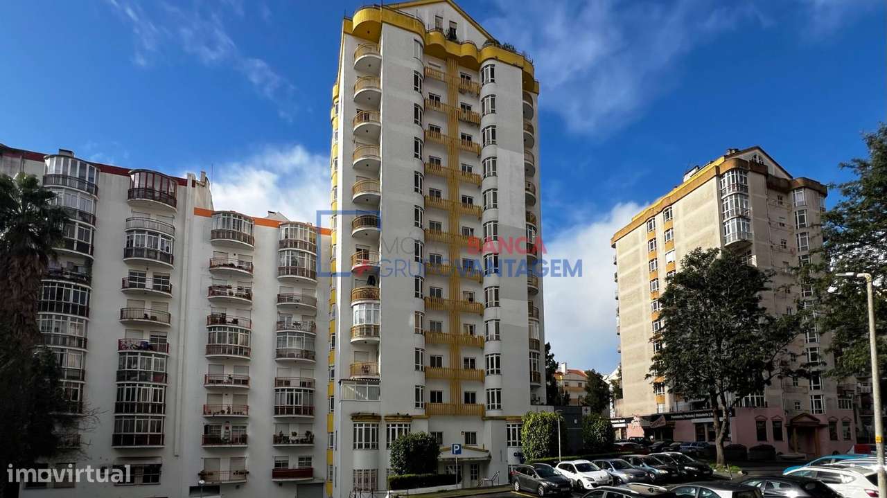 T3 Com 113 M2 Em Algueirao Mem Martins