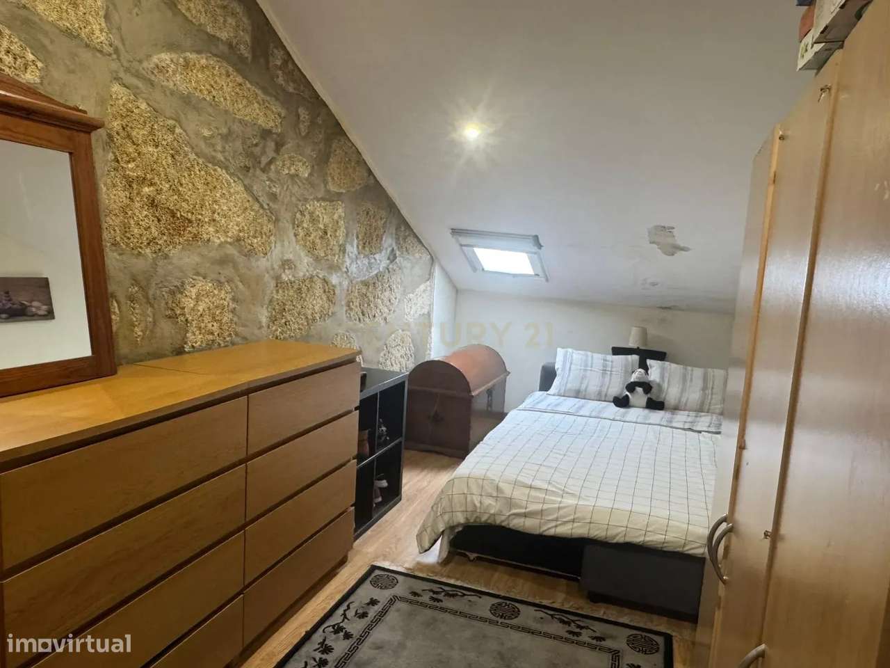 Prédio de Charme na Praça da República – Centro do Porto-15