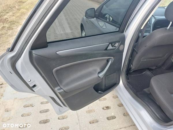 Ford Mondeo Turnier 2.0 TDCi S - 14