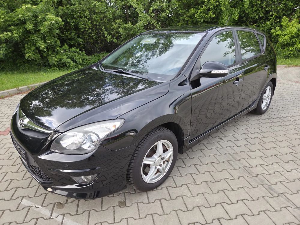 Hyundai i30 I 1.4 FIFA WM Edition 2011