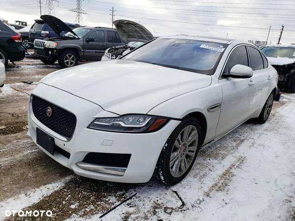 Jaguar XF 3.0 T Premium Luxury - 2