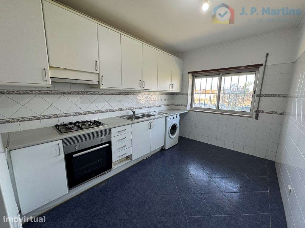 Apartamento T4 c/ varanda, Alto do Seixalinho, Barreiro - Grande imagem: 5/24