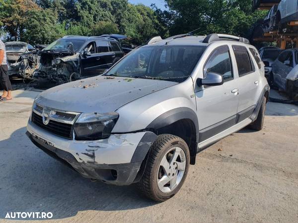 amortizor telescop stanga dreapta fata spate calaret Dacia Duster 2012, motor 1.5 dci 110cp k9k.898 dezmembrez - 3