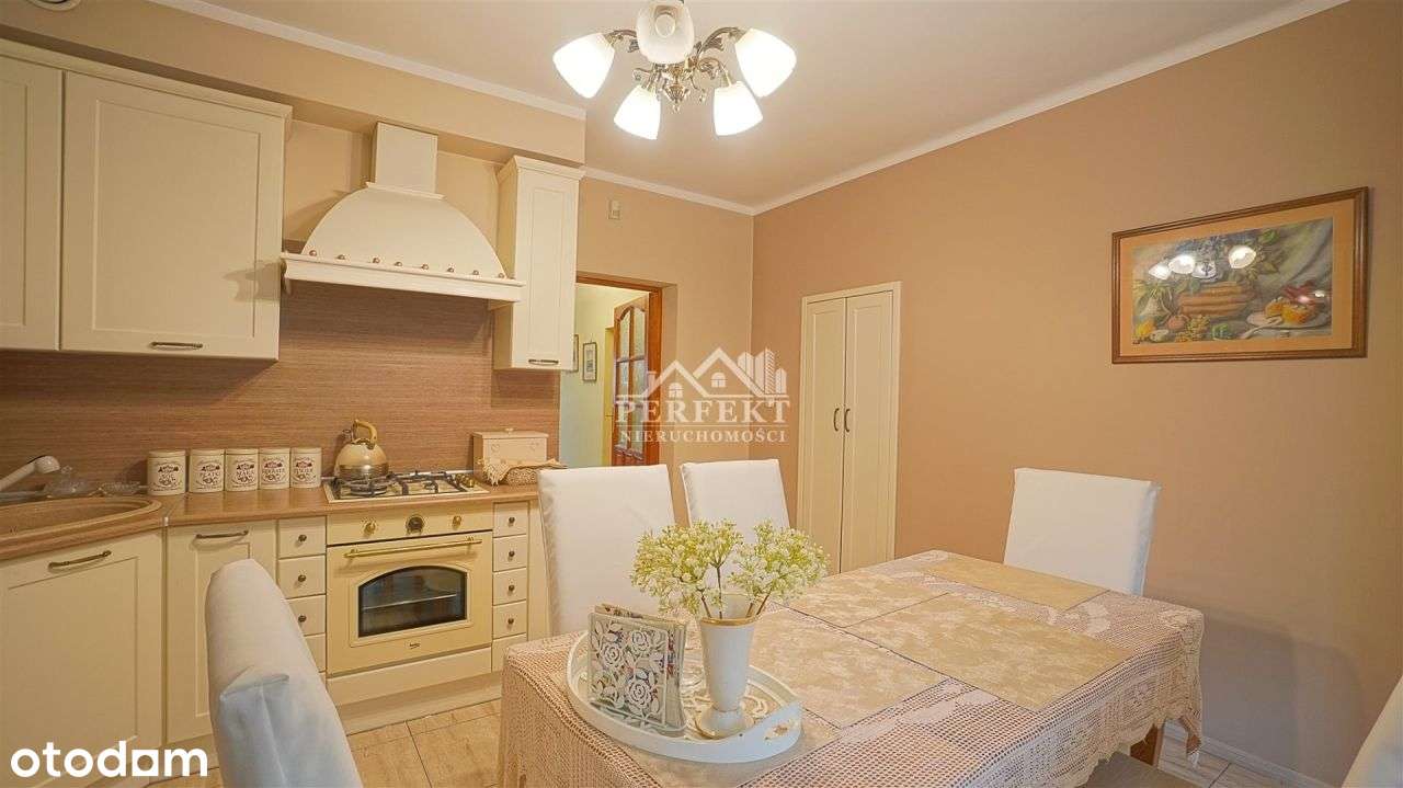 Dom mieszk. + 5 lokali mieszk.-usług. pod wynajem!-6